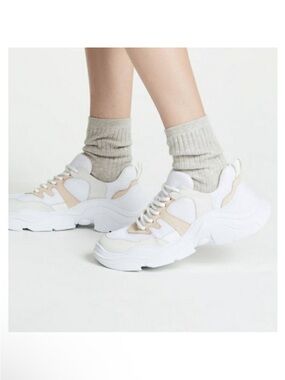 Schutz Jackye Chunky Dad Sneakers Size 7